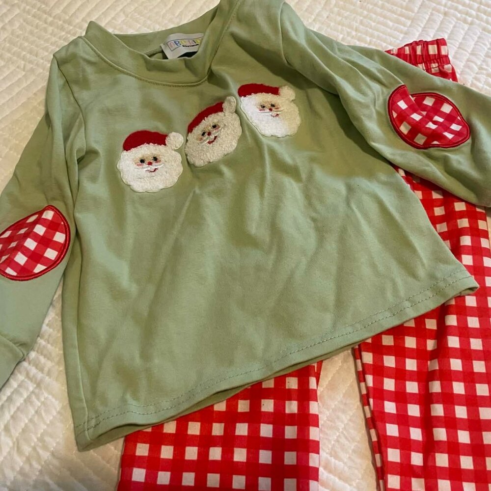 Baby Girl Christmas-2 piece outfit-Long sleeves/pants Size 6-12 months Boutique